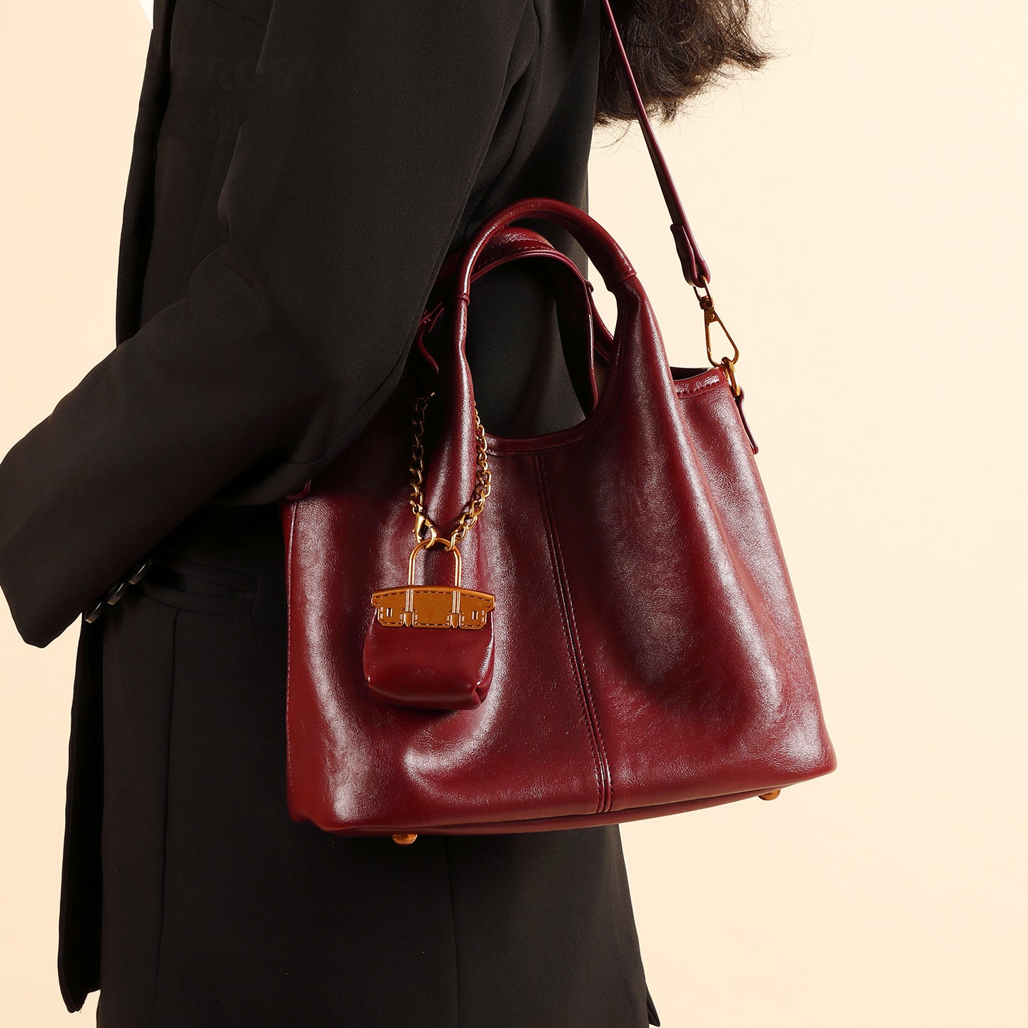 Red Bridal Daily Available Commuter Single Portable Women's Shoulder Bag