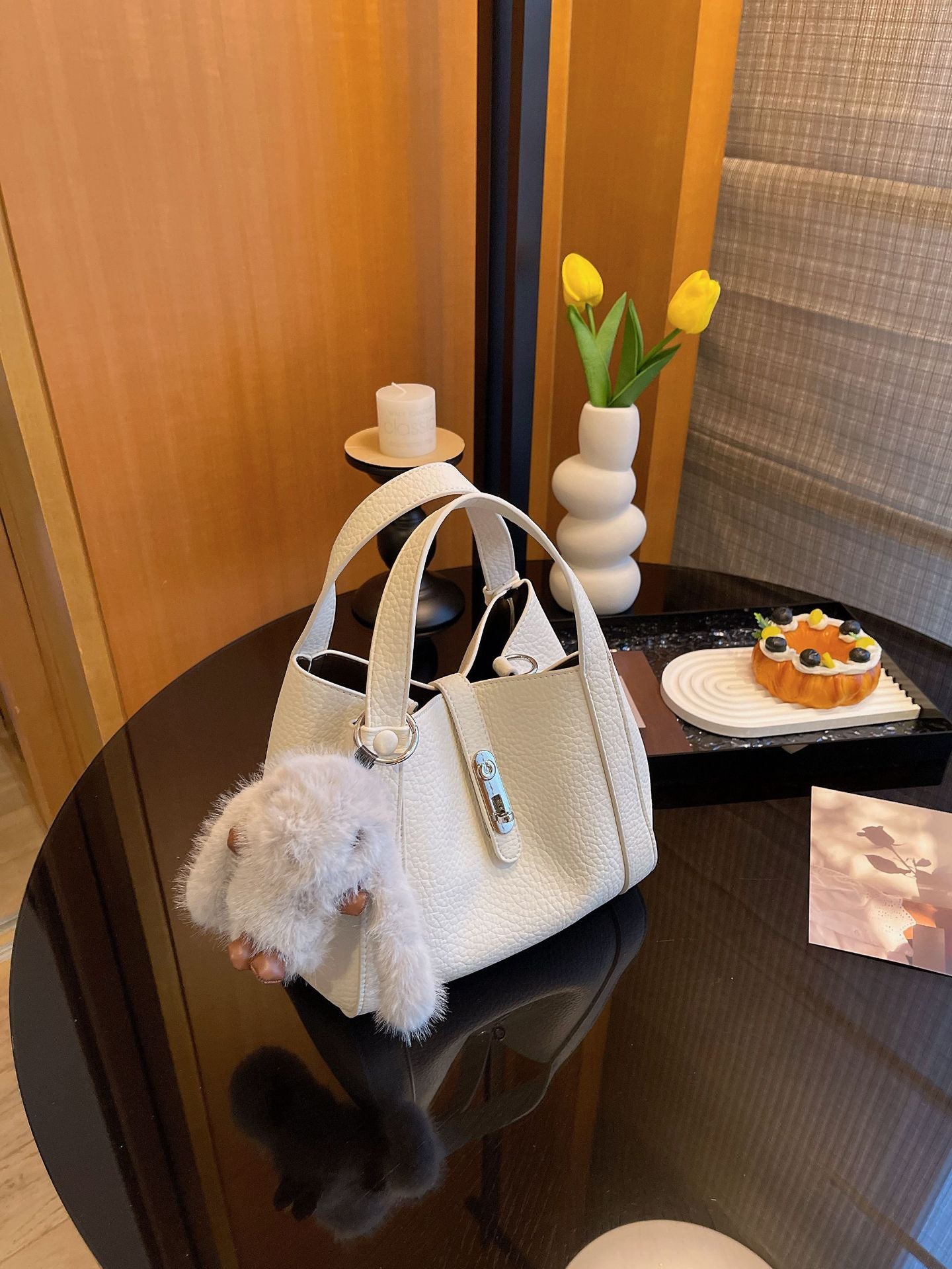 Women's High-grade Genuine Leather Vegetable Basket Niche Women's Shoulder Bag