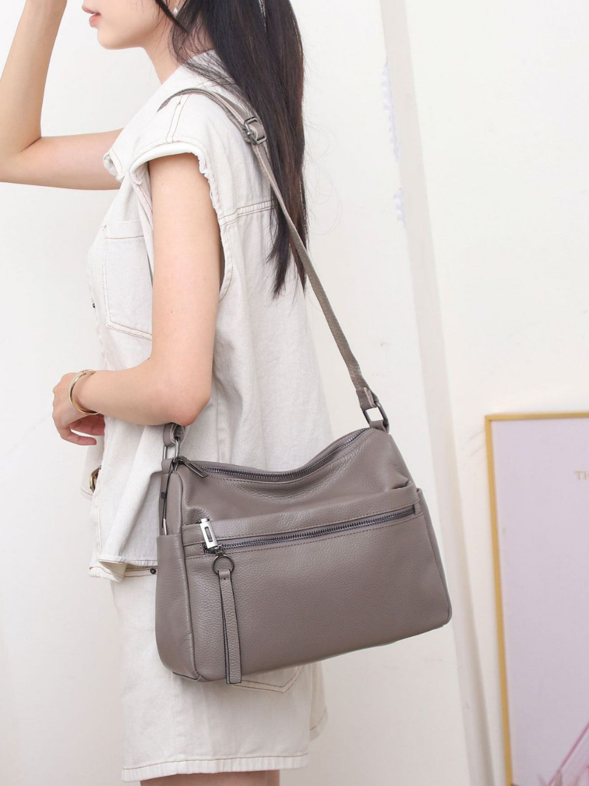 Women's Layer Cowhide Shopping Underarm Lady's Large Capacity Women's Messenger Bag