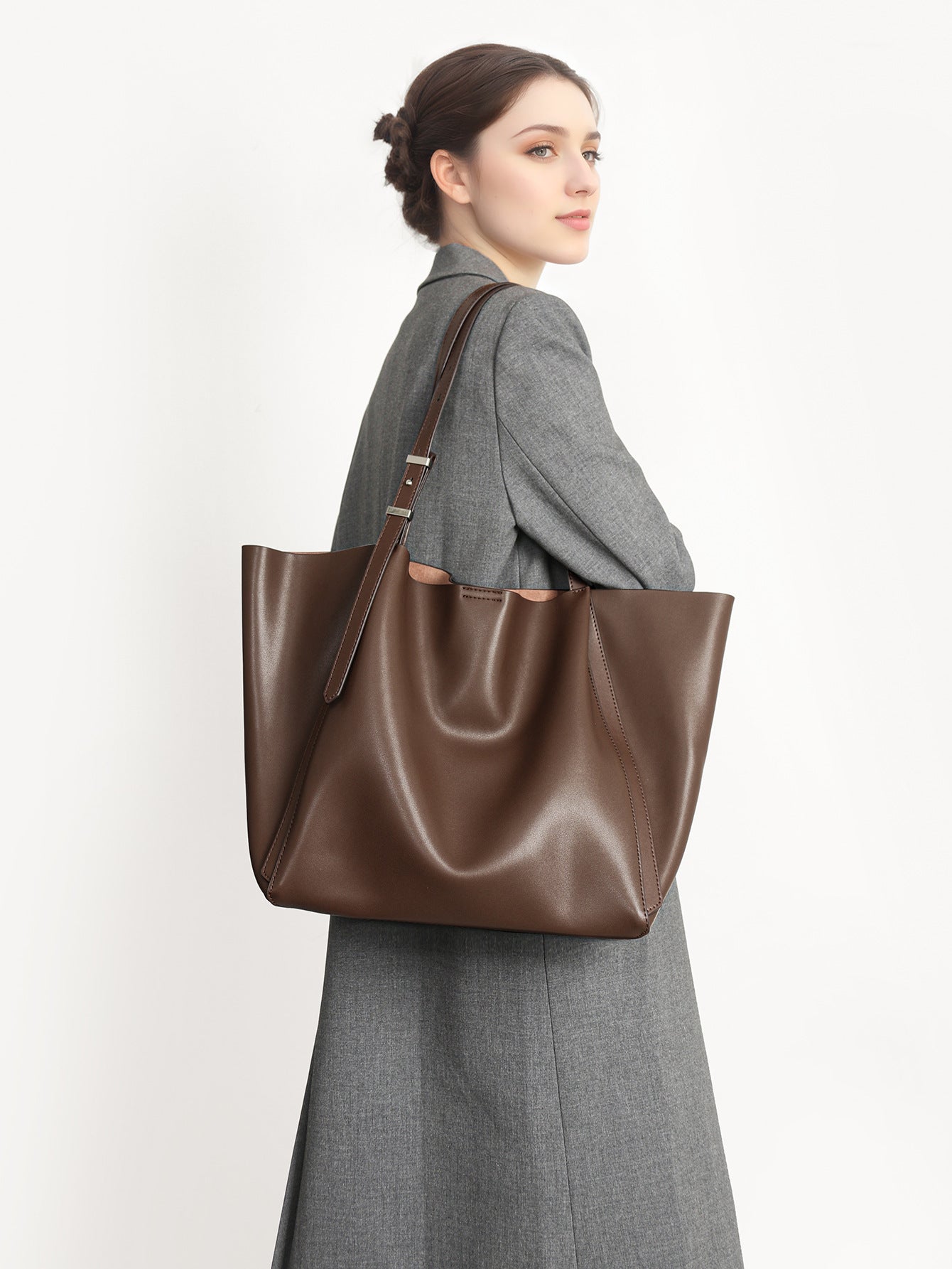 Women's Genuine Large Capacity Fashion Retro Korean Style Trendy Bags