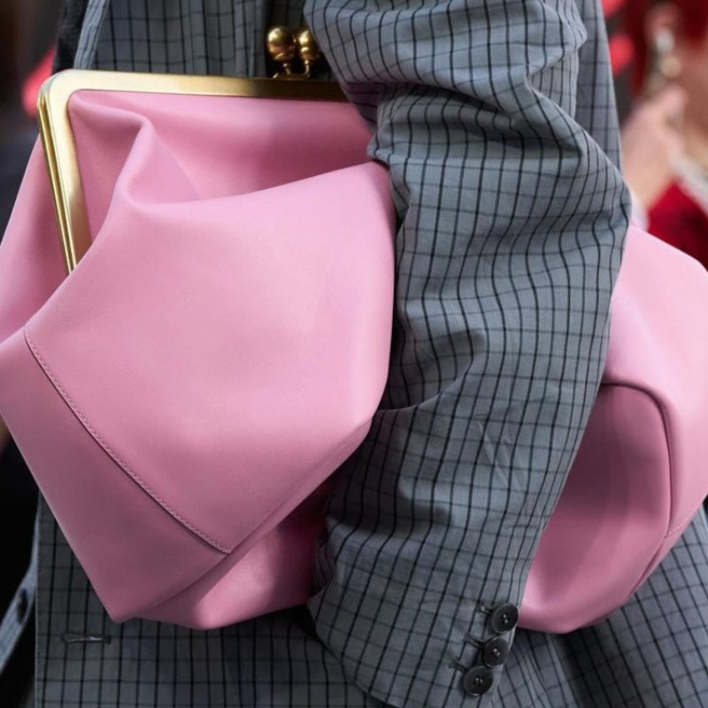 Women's Fashion Large Kiss Clip Pink Clutch Catwalk Women's Messenger Bag
