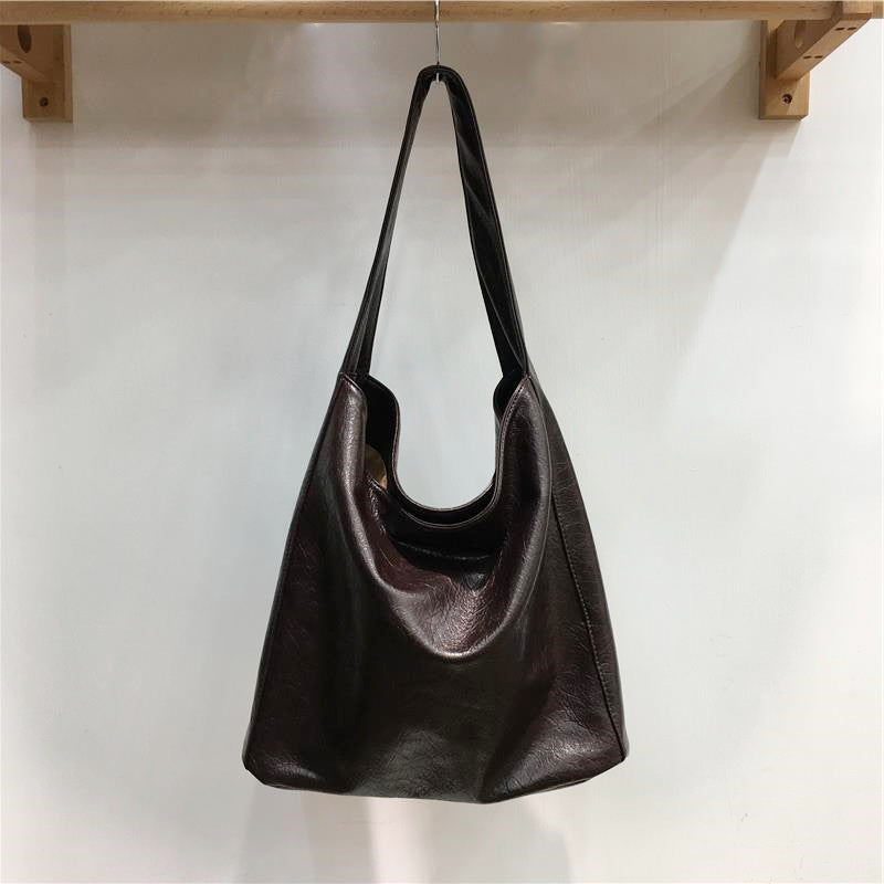 Dirty Cabinet Niche Idle Style Wide Strap Soft Oil Wax Tote Bags
