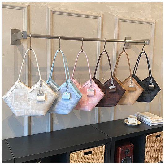 Women's Capacity Commuter Fashion High Sense Korean Women's Shoulder Bag