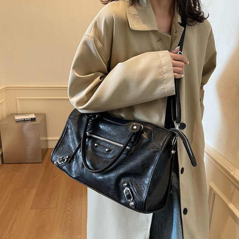 Rivet Motorcycle Female Hot Portable Large Capacity Street Women's Messenger Bag
