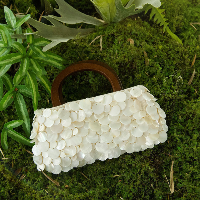 High-grade Handmade Natural Shell Elegant Personalized Simple Women's Handbag