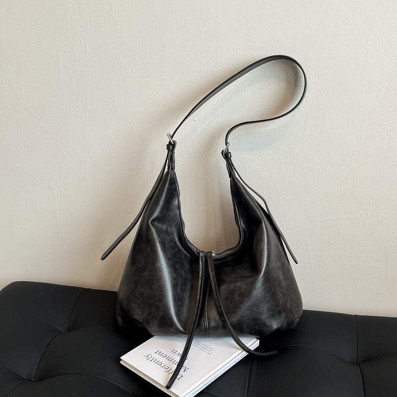 Cool Women's Retro Large Capacity Underarm Women's Shoulder Bag