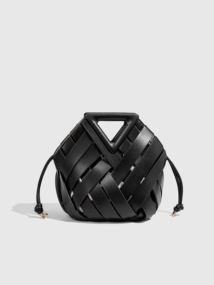 Women's Vegetable Basket Triangle Magnetic Woven Hollowed Women's Handbag