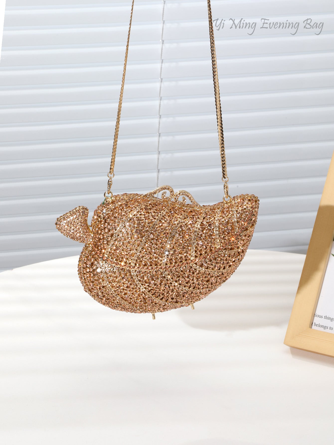 Women's Creative Portable Diamonds Banquet Leaf Alloy Women's Clutch