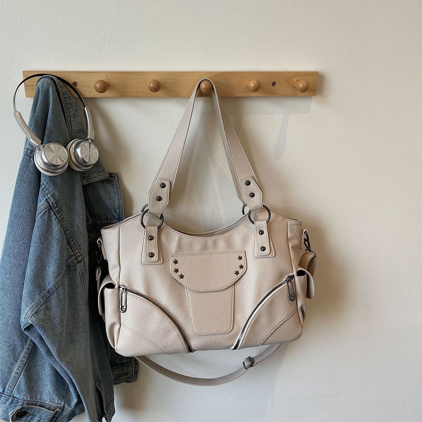Women's Commuter Large Capacity Fashion Portable Motorcycle Women's Messenger Bag
