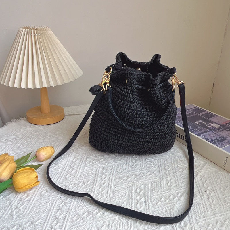 Women's Handmade Woven Beaded Beach Vacation Women's Shoulder Bag