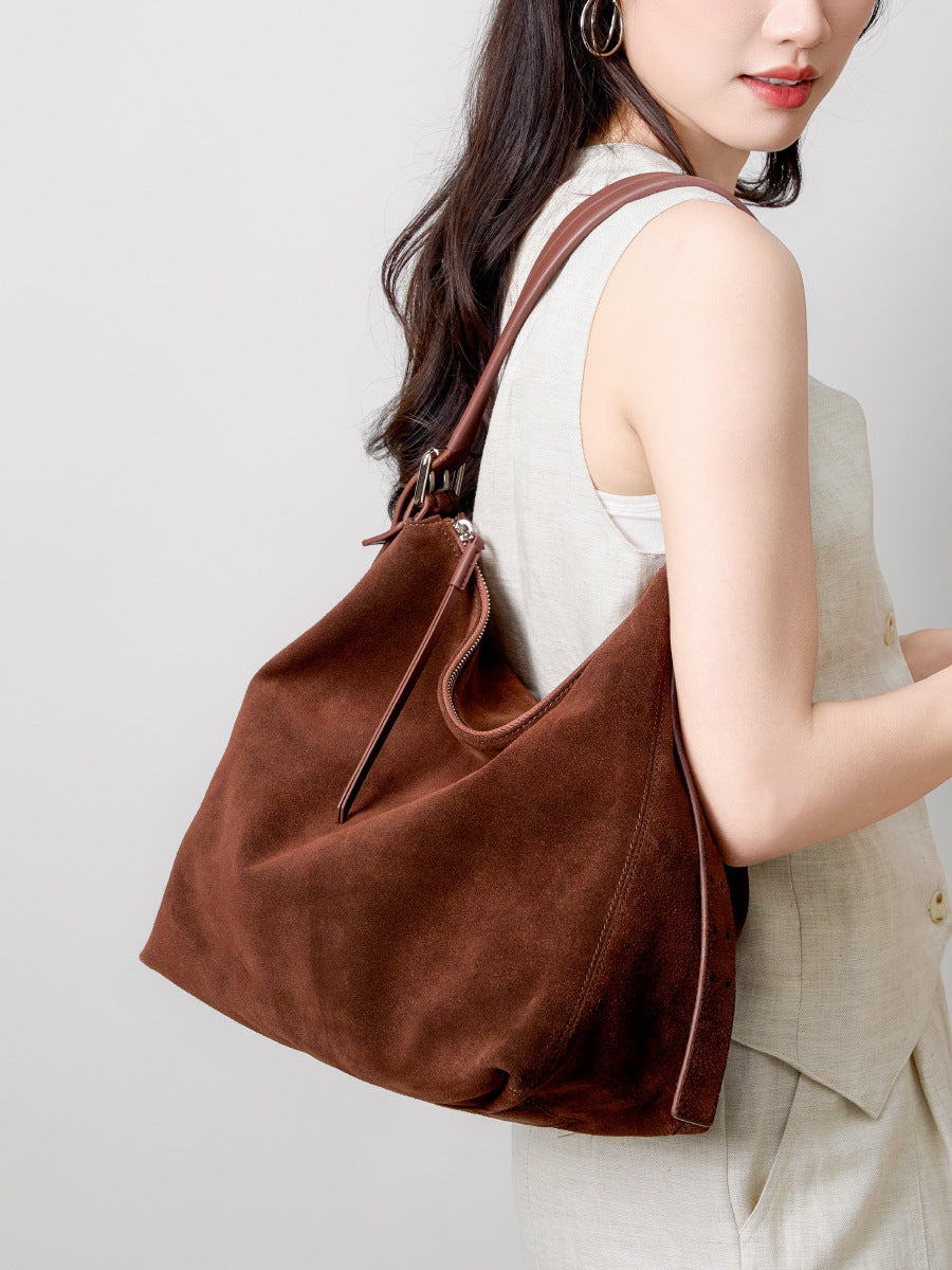 Women's Suede Large Capacity Light Luxury Commuter High-grade Underarm Top Layer Women's Shoulder Bag