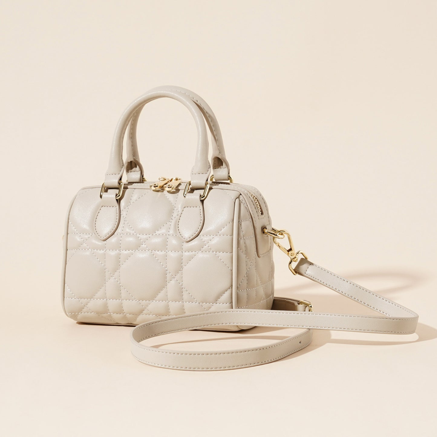 Women's Leather Embroidered Fashionable High-grade Rhombic Portable Women's Handbag
