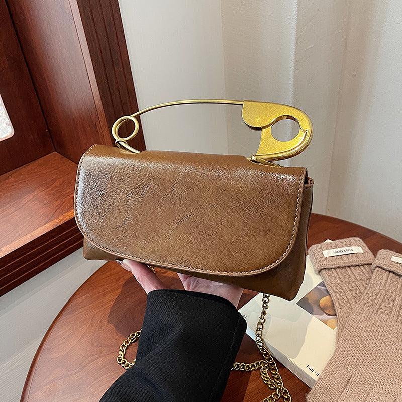 Winter High-grade Retro Pin Fashionable Chain Shoulder Bags