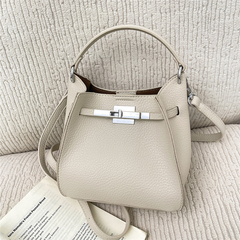 Women's Niche High-grade Versatile Fashion Retro Capacity Shoulder Bags
