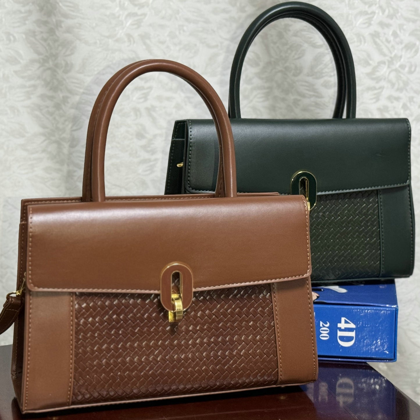 Classic Simple Fashion Versatile Large Capacity Women's Shoulder Bag