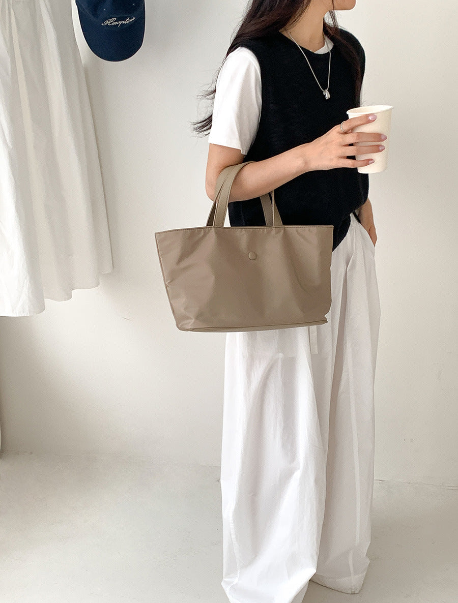 Women's Minimalist Lightweight Nylon Fashion Large Capacity Underarm Bags