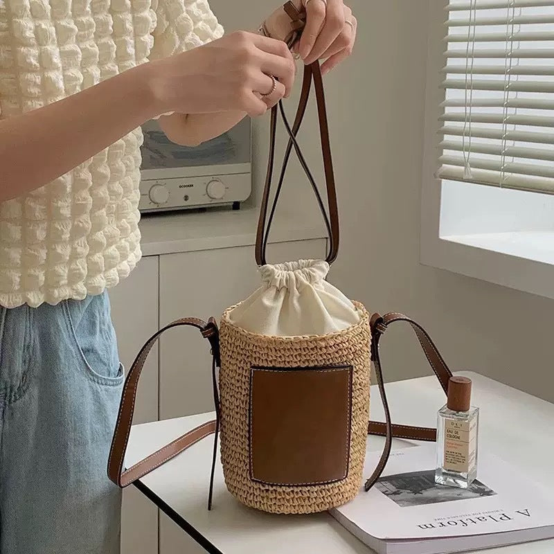 Raffia Cylinder Straw Hand-woven Seaside Vacation Women's Messenger Bag