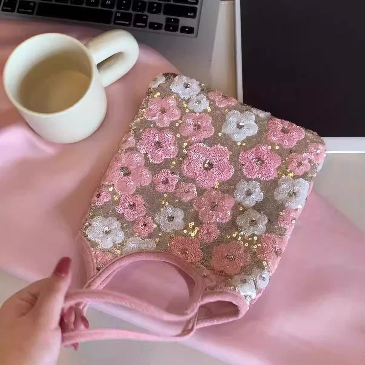 Women's Pink Embroidered Sequins Flower Gentle Sweet Bags