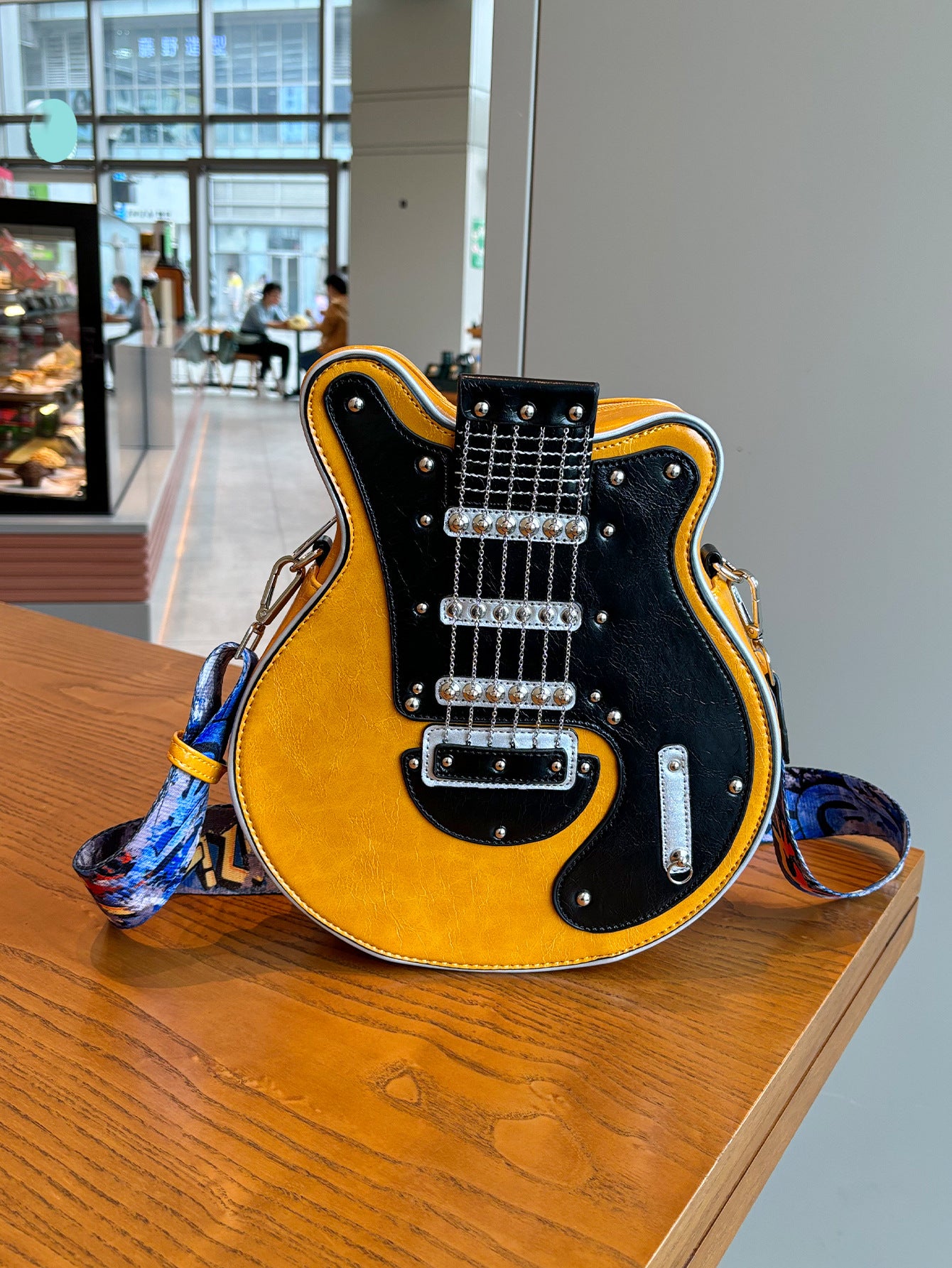 Personalized Creative Hot American Retro Guitar Shape Bags