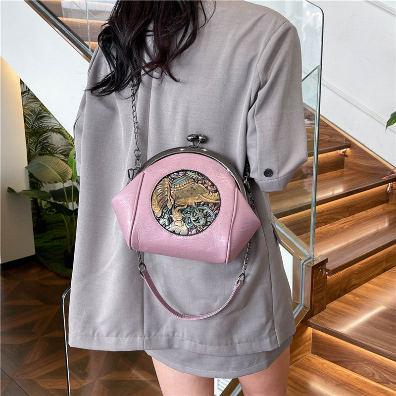 Women's Popular Design Fashion Shell Chain Contrast Women's Messenger Bag