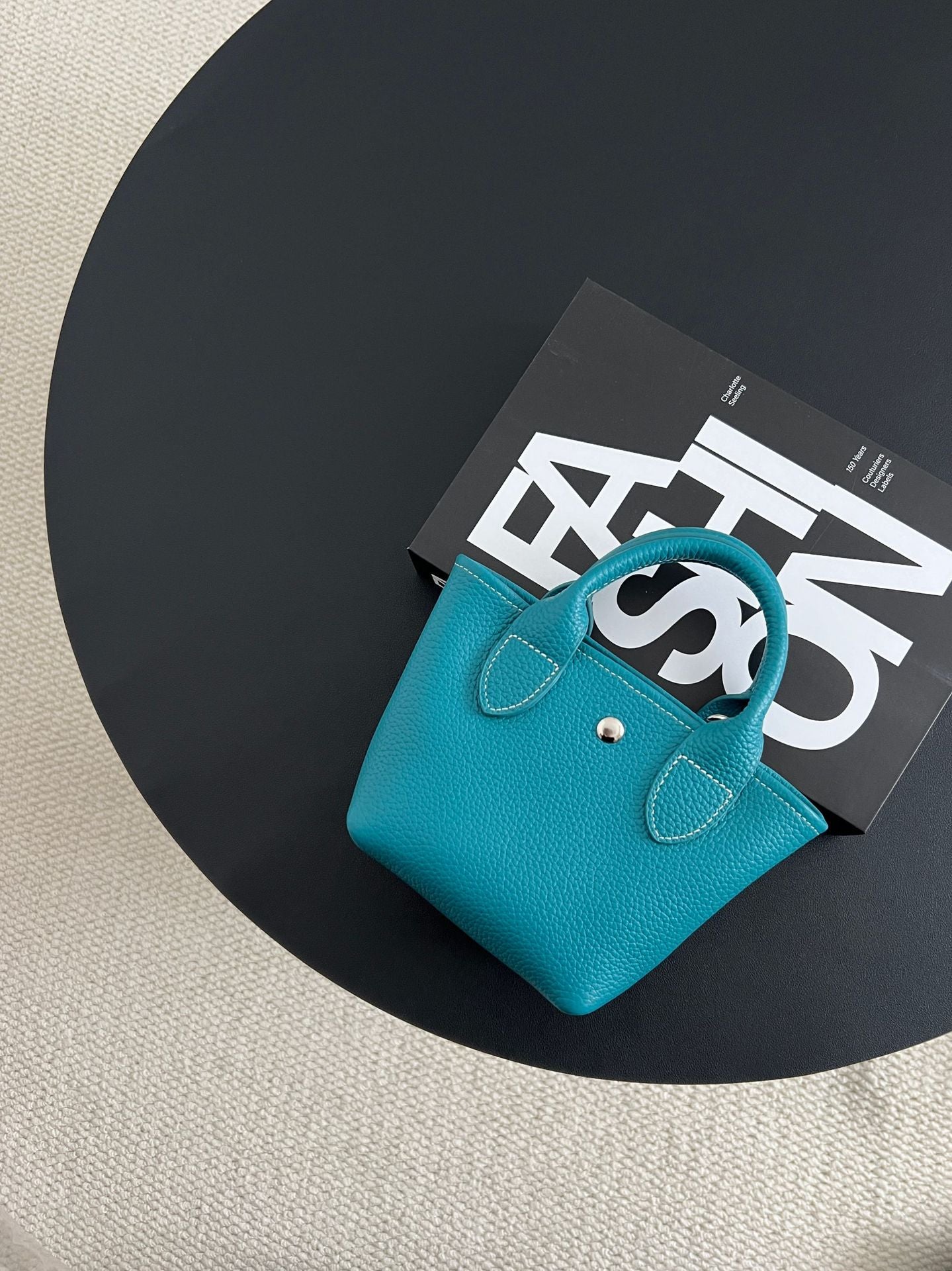 Women's Genuine Leather Niche First Layer Cowhide Bags