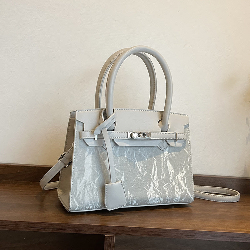 Women's Simple Retro Commuter Korean Style Tote Bag