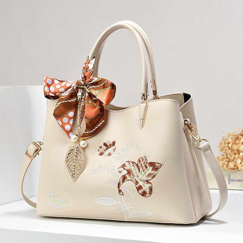 Women's Fashion Large Capacity Embroidered Mother Handbags