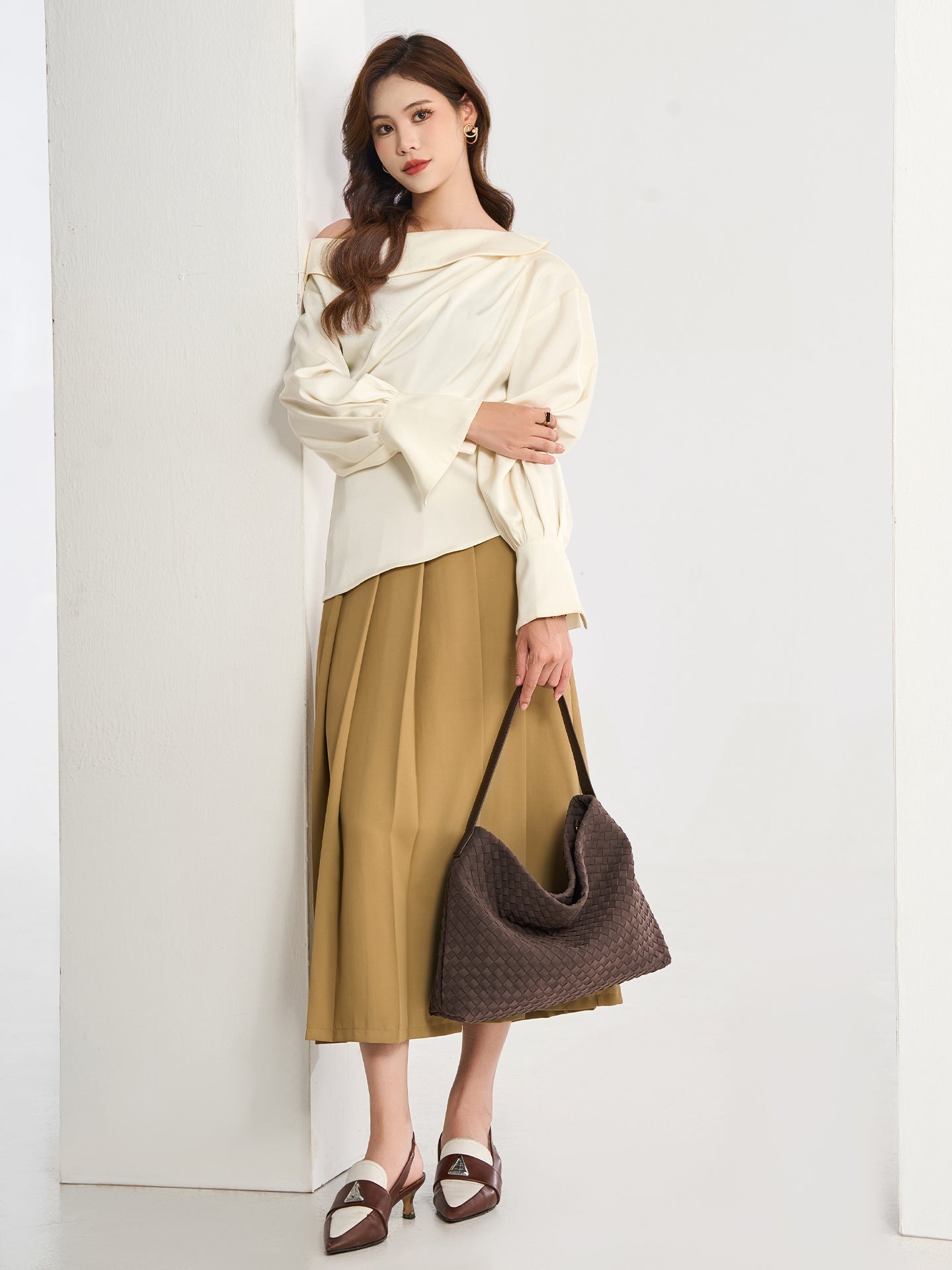 Fashion Woven Retro Large Capacity Totes Affordable Luxury One Trend Women's Messenger Bag