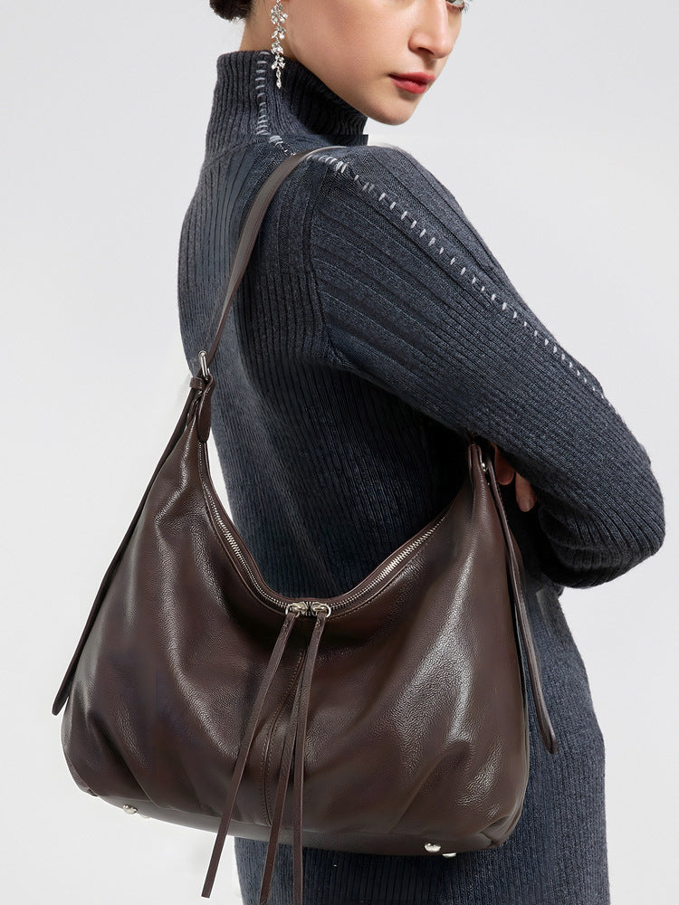 Large Niche Underarm Capacity Practical Female Women's Messenger Bag
