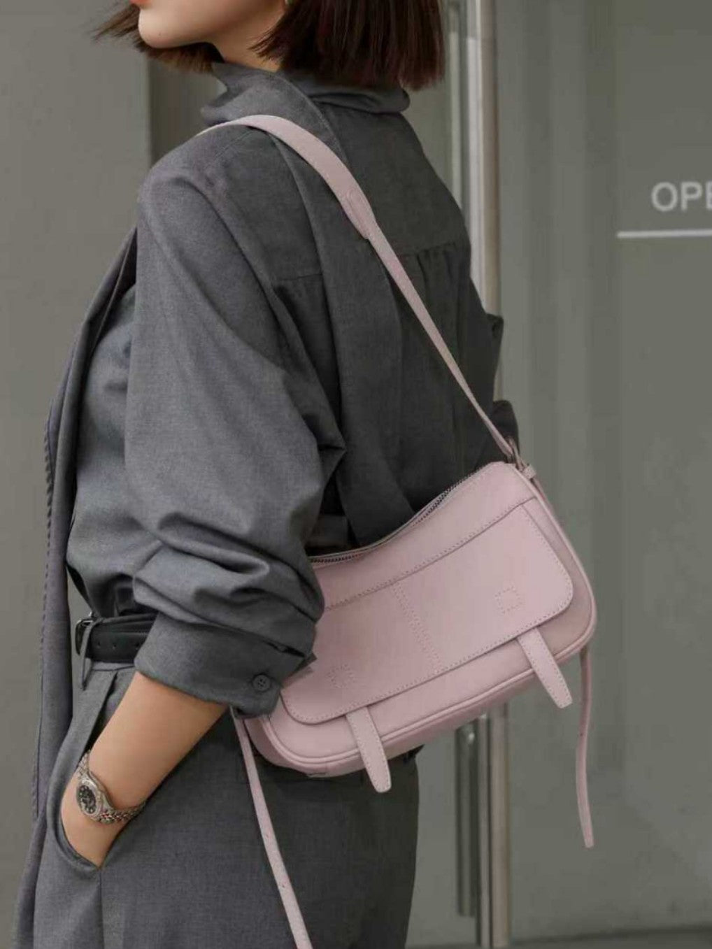 Fashion Women's Genuine Leather Niche Commuter Women's Shoulder Bag