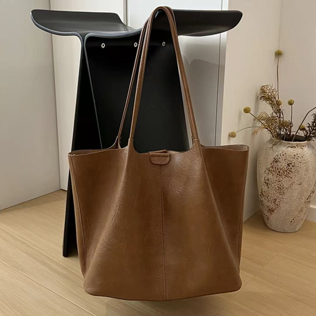Minimalist Retro Large Capacity Soft Leather Small Square Bag