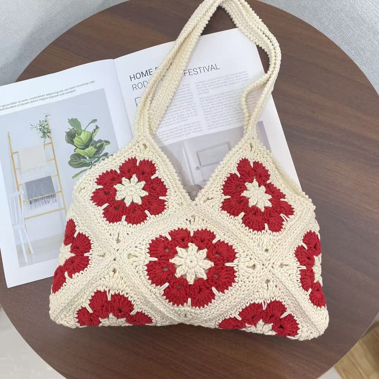 Hand-woven Vacation Style Stitching Flower Crochet Vintage Underarm Women's Handbag