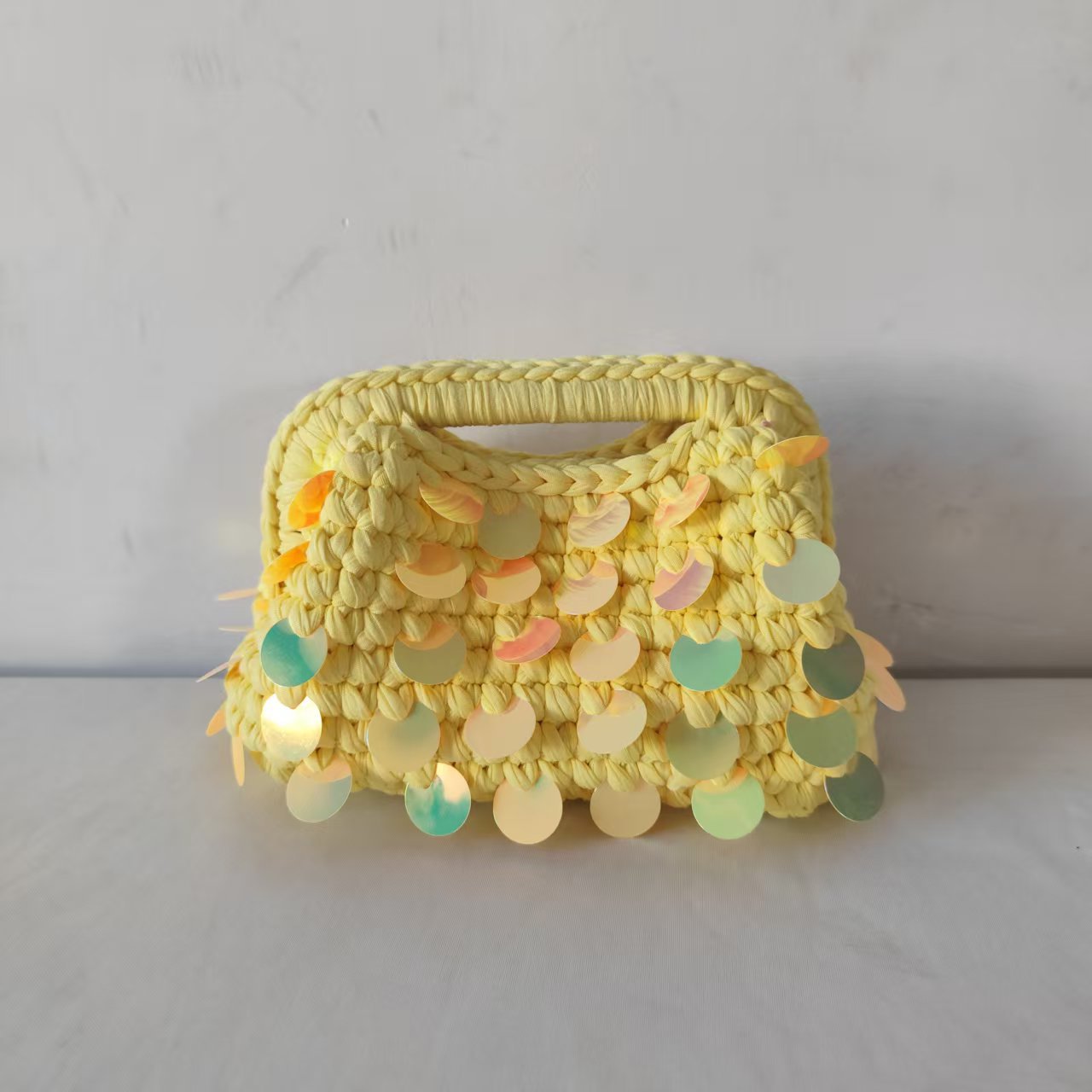 Autumn Pure Hand-woven Sequined Cloth Strip Women's Clutch