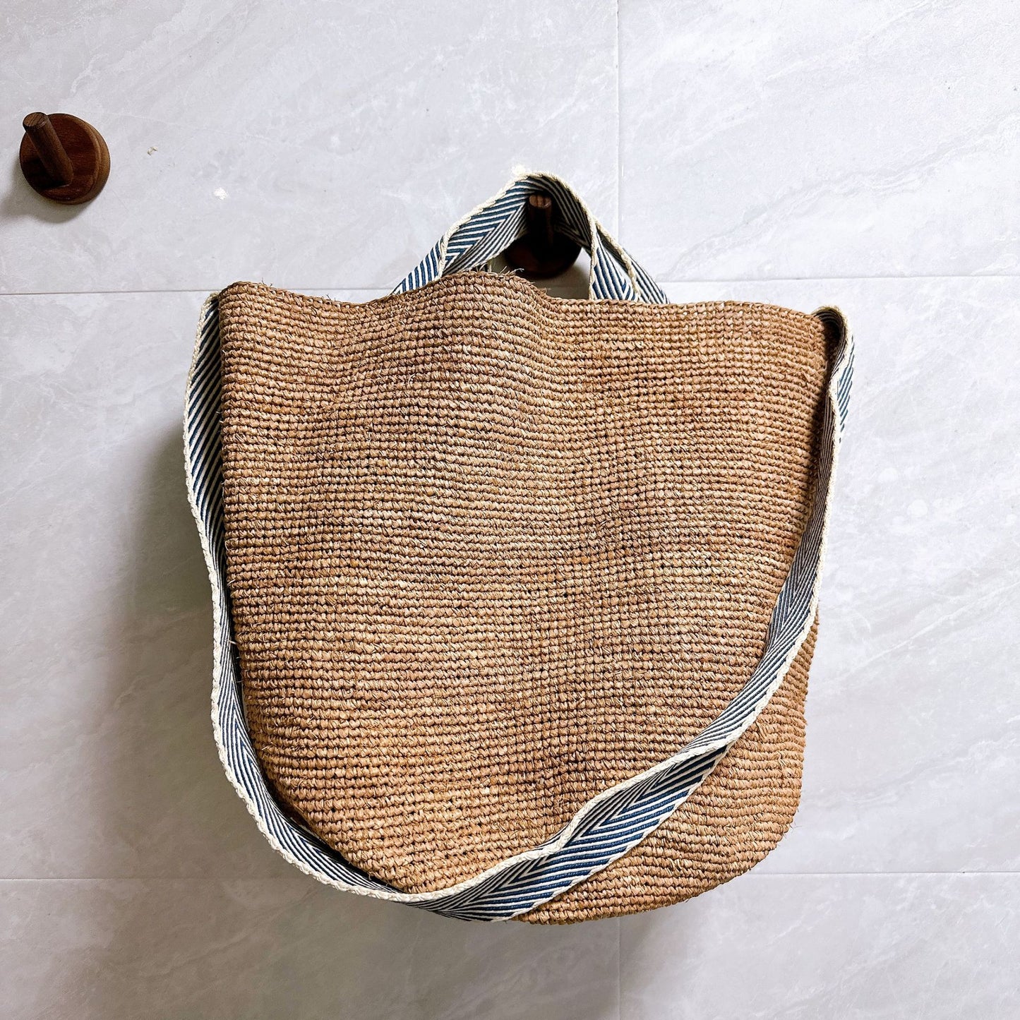 Women's Capacity Straw Hand Crocheting Raffia Vacation Women's Messenger Bag