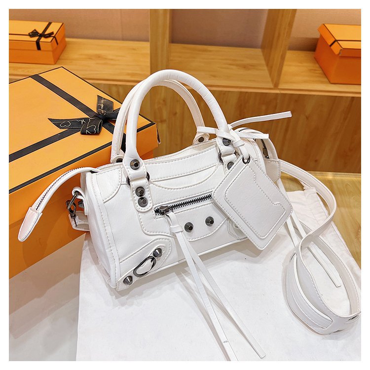 Women's Rivet Oil Leather Motorcycle Fashion Trendy Small Square Bag