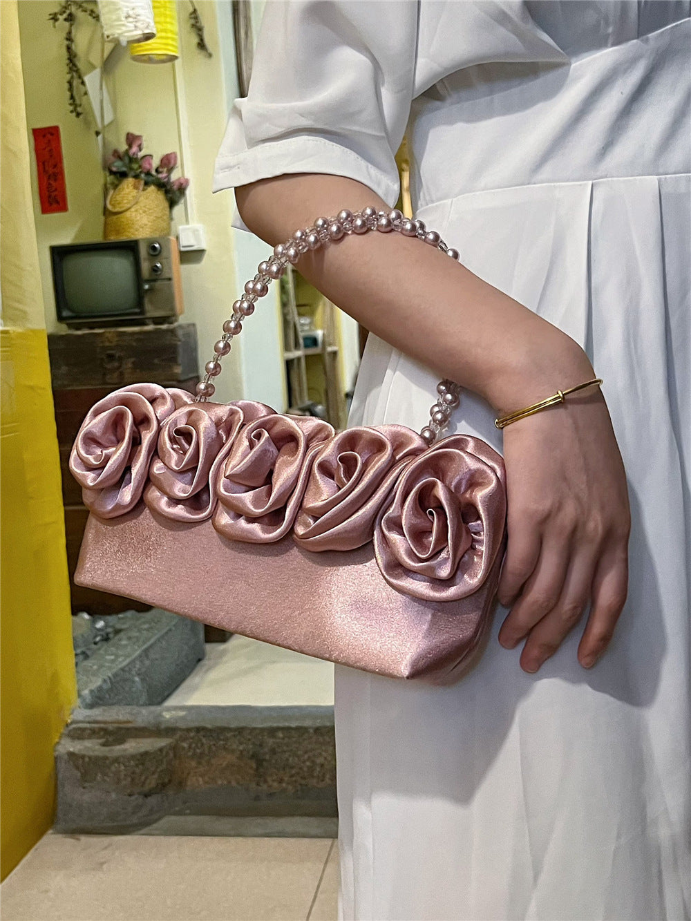 Women's French Fairy Retro Flower Silk Rose Dinner Women's Handbag