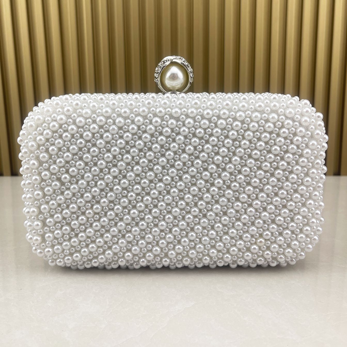Butterfly Arc Pearl Banquet Dress Garment Dinner Bag