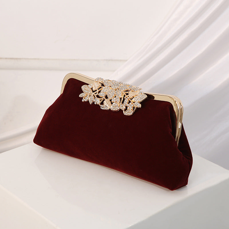 Handmade Beaded Pearl Wrist Retro Cheongsam Bags