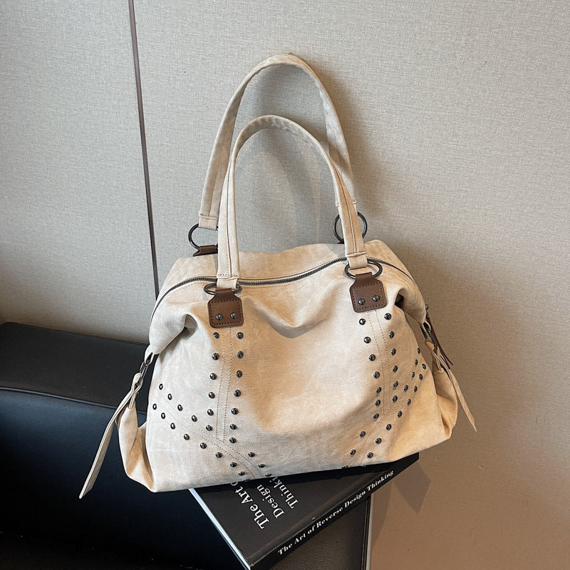 Women's Retro Fashion Rivet Simple Large Capacity Women's Shoulder Bag