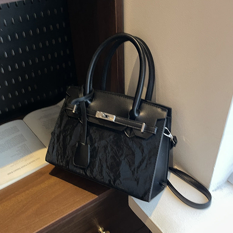 Women's Simple Retro Commuter Korean Style Tote Bag
