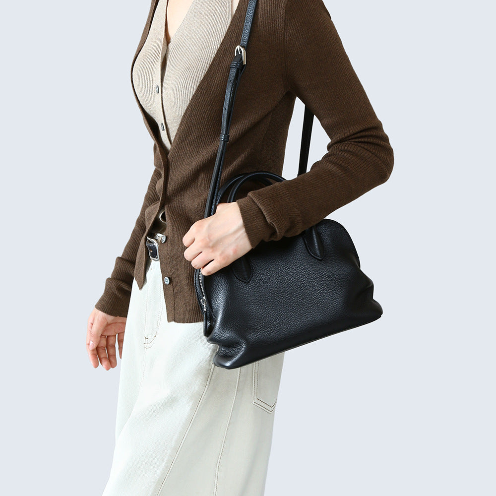 Women's Layer Cowhide Leather Simple Personality Pleated Women's Handbag