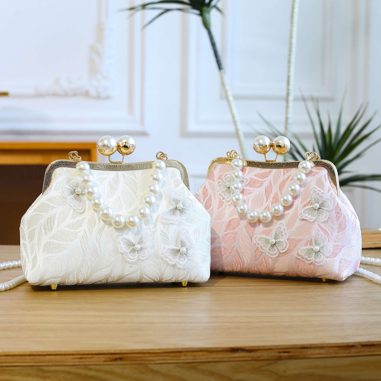 Popular Simple Clip Niche Chain Live Handbags