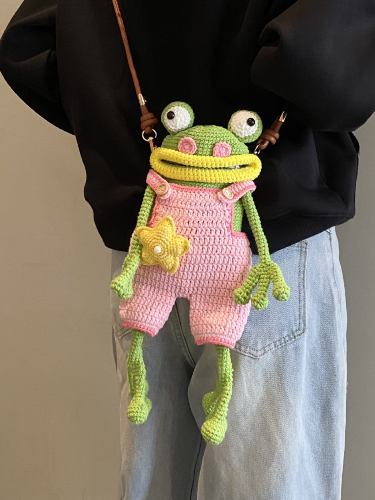 Frog Mobile Suspender Pants Ugly Cute Women's Messenger Bag