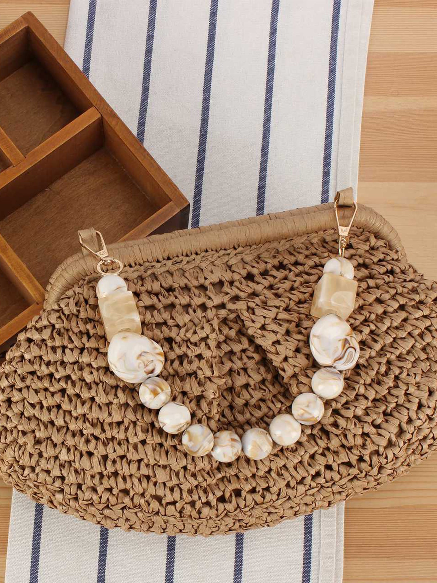 Women's Straw Fashion Personality Woven Seaside Vacation Daily Senior Women's Handbag