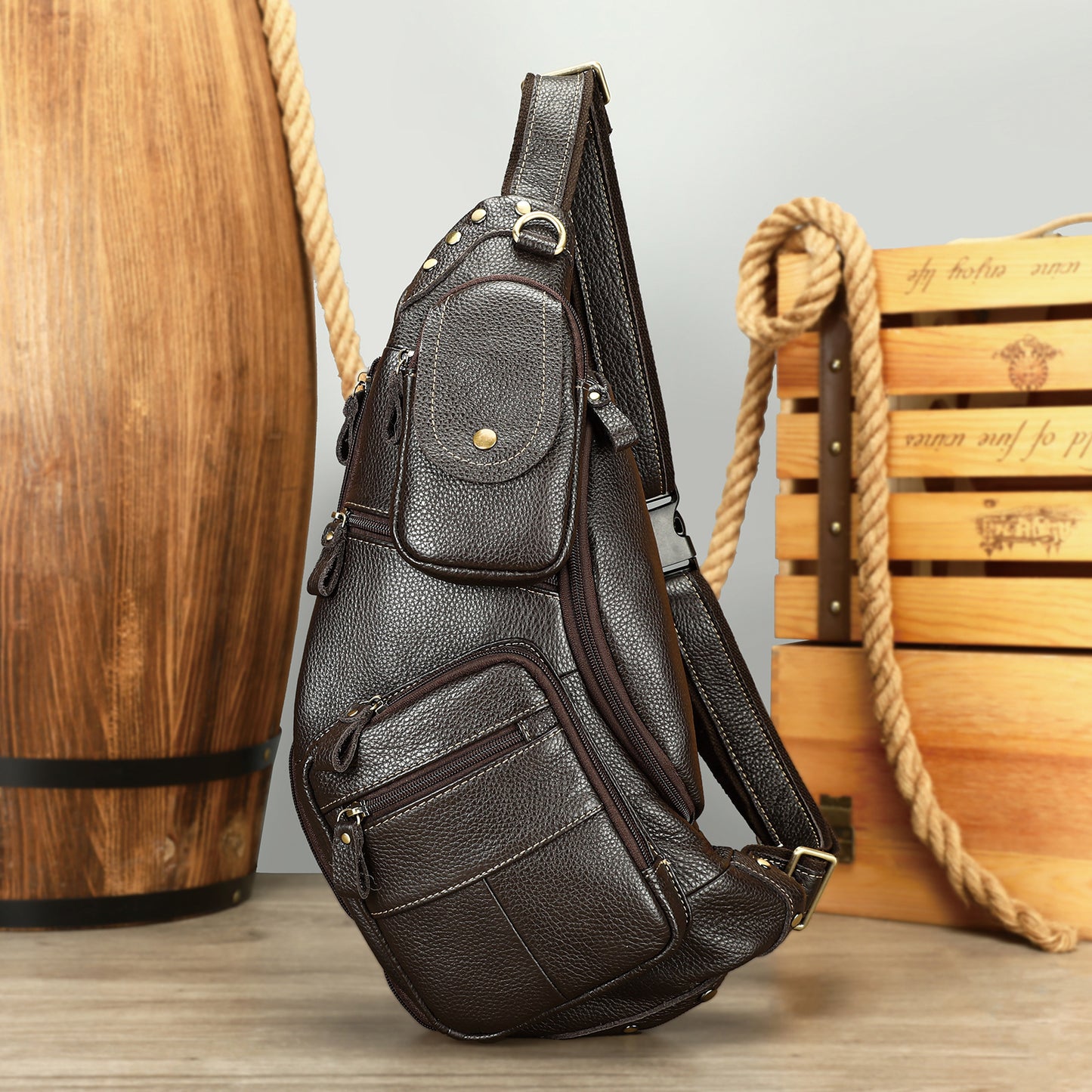 Men's Fashion Leather High-grade Retro Handmade Large Capacity Men's Chest Bag