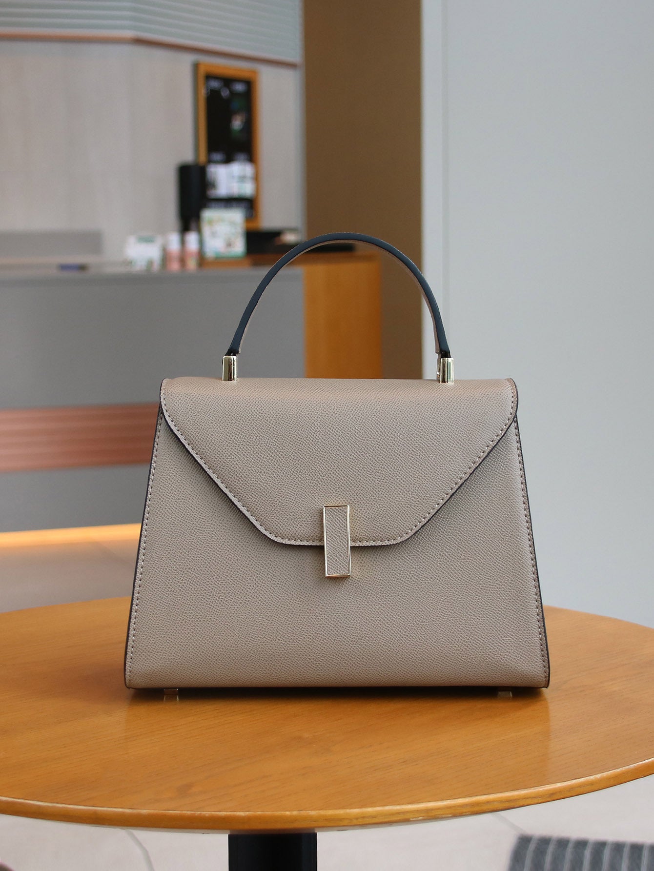 Lost Romance White High-grade Genuine Leather Bags