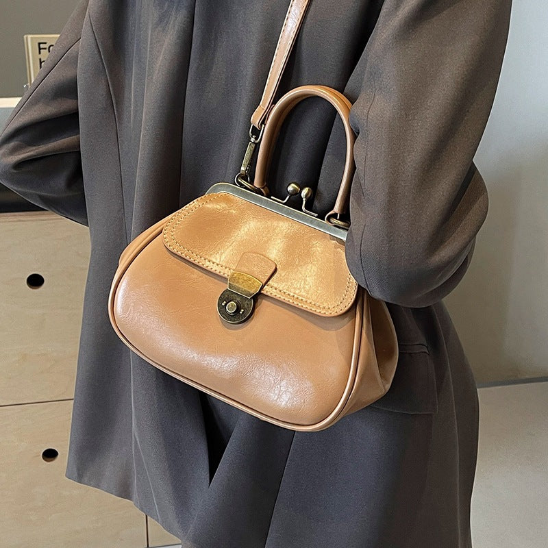 Women's Niche Spring Pleated Shell Stylish Simple Bags
