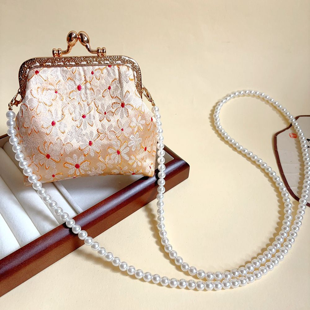 Chinese Super Fairy Exquisite Embroidered Mini Sanitary Pads Coin Purses