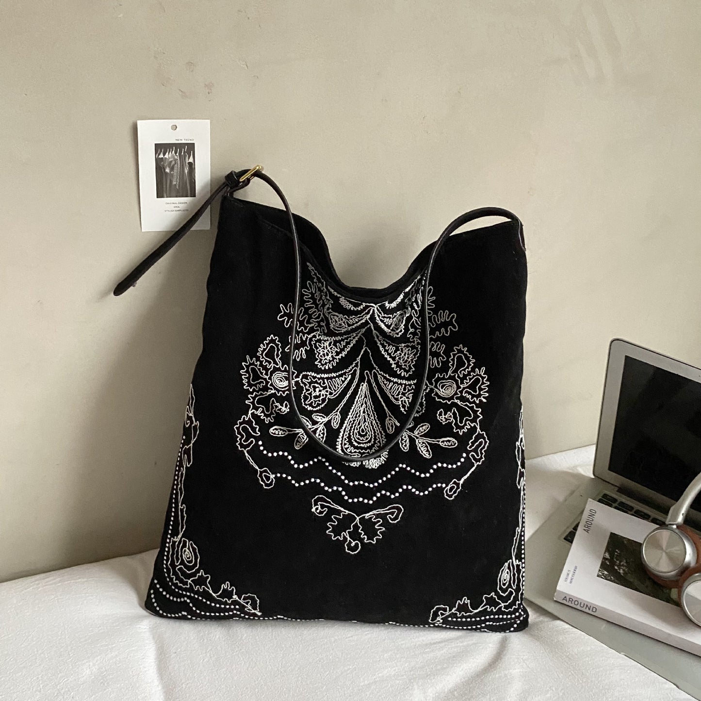 Chinese Style National Frosted Embroidered Commuter Women's Shoulder Bag
