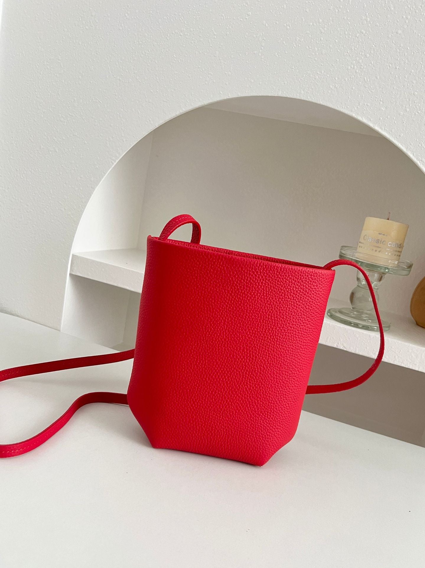 First Layer Cowhide Commuter Mini Minimalist Single Women's Messenger Bag